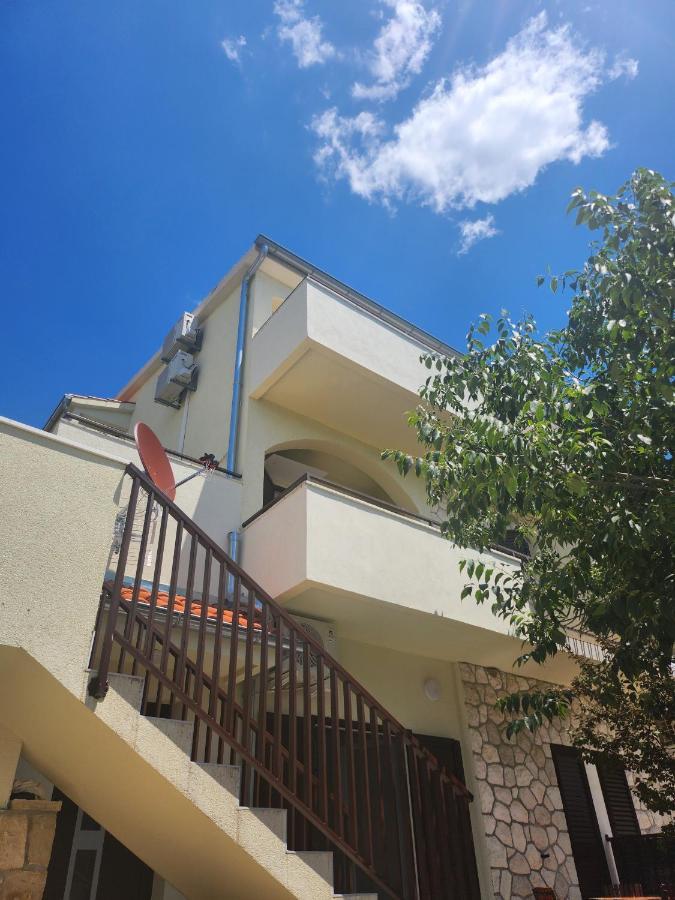 Apartment Big Blue Maslenica Exteriér fotografie